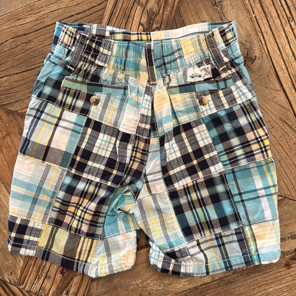 Janie and Jack Checkered Shorts 6 -12 months - Picture 2 of 4